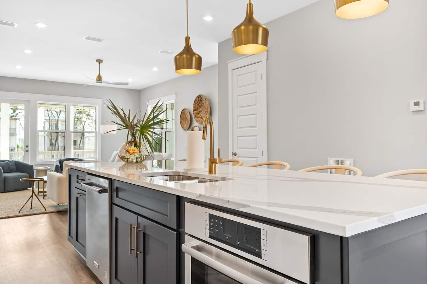 Sea Dweller - Image 16