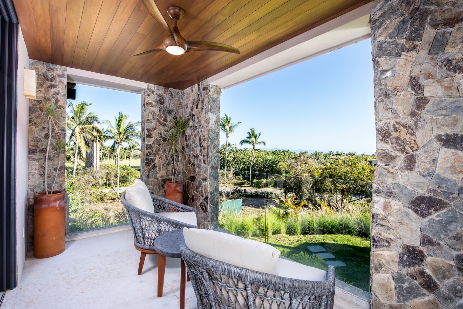 Tau Residences #412 - Image 32