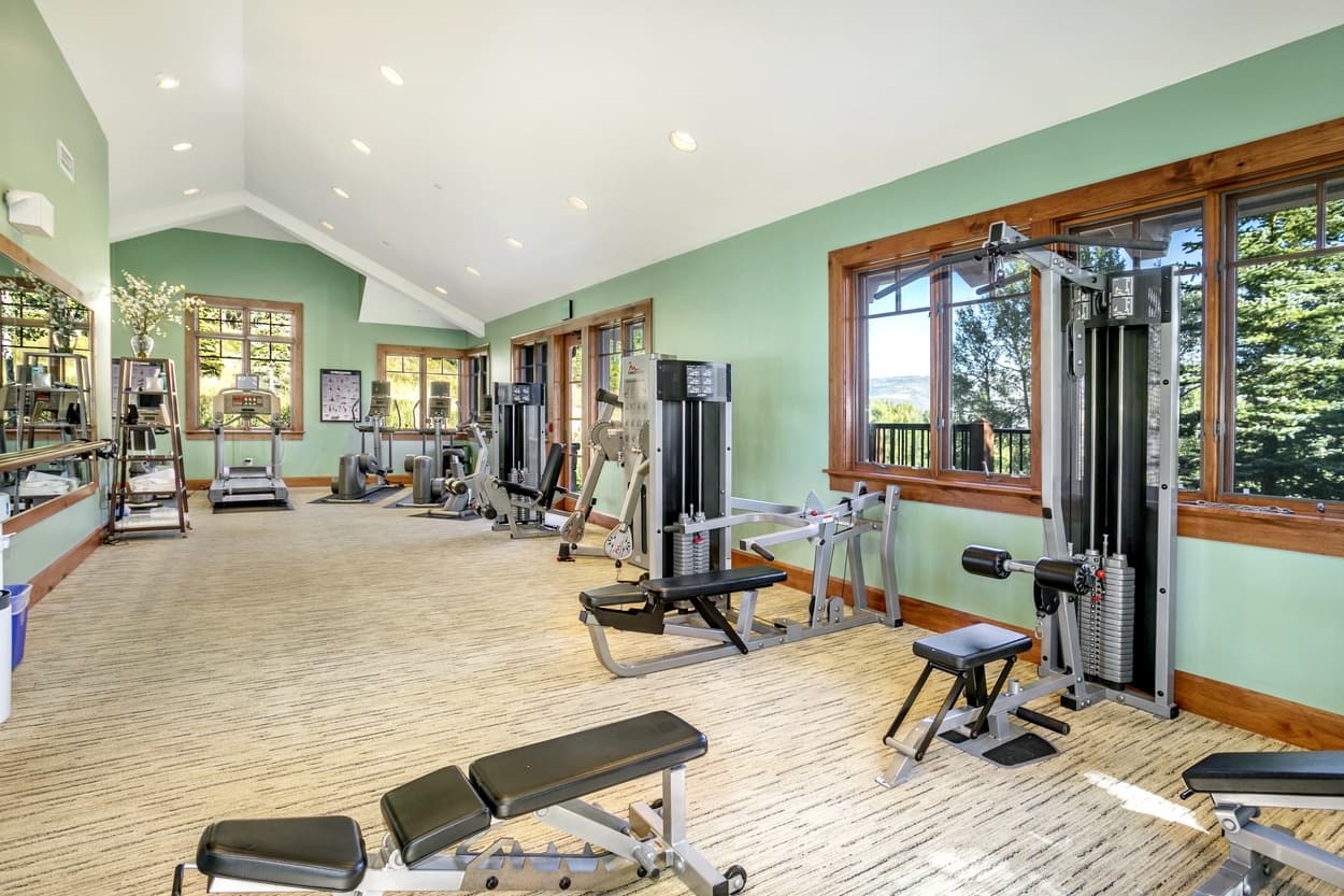 Snowflake Chateau At Hummingbird Lodge - Image 13