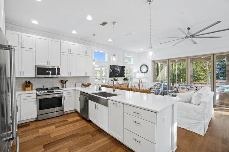 Land of Ahhhs - Image 9