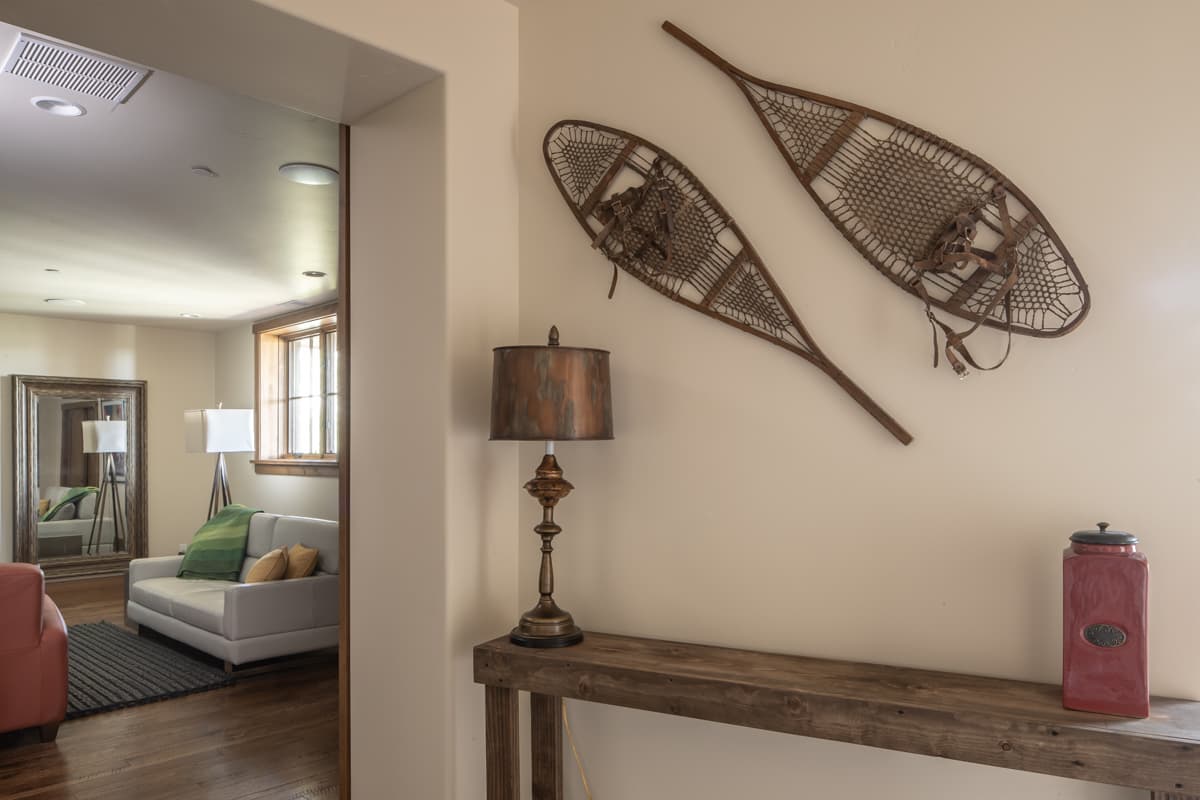 Settlement Cabin - Image 24