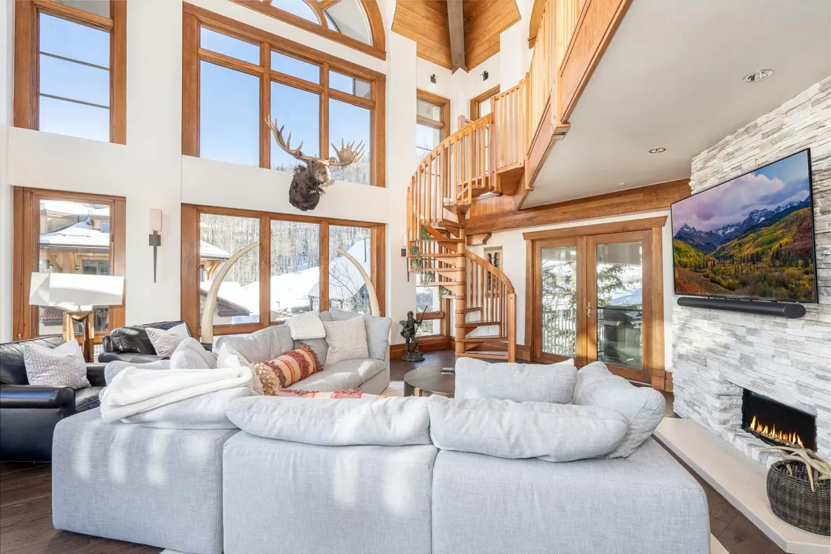 Plaza Tower - Image 2