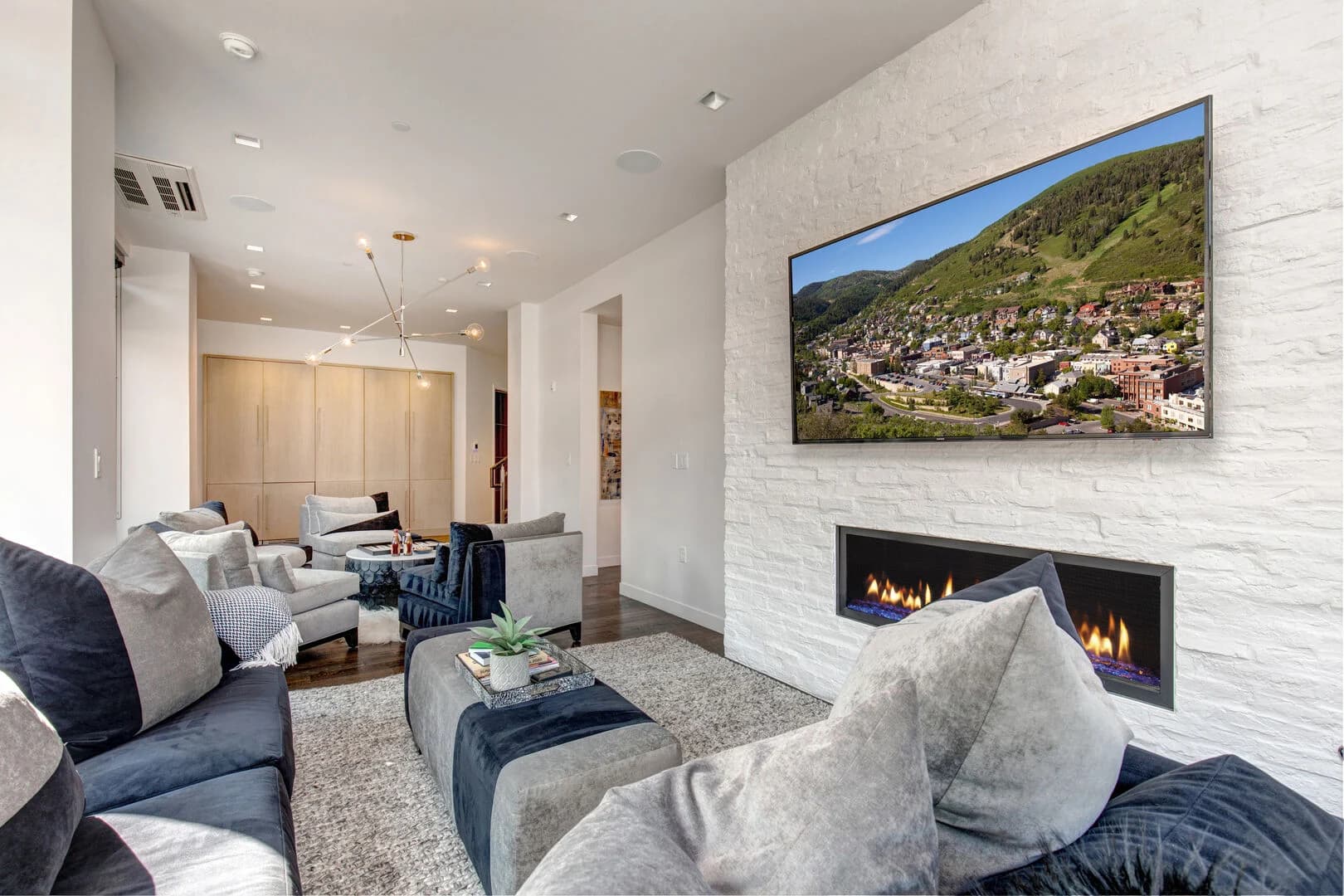 Parkite Penthouse - Image 49