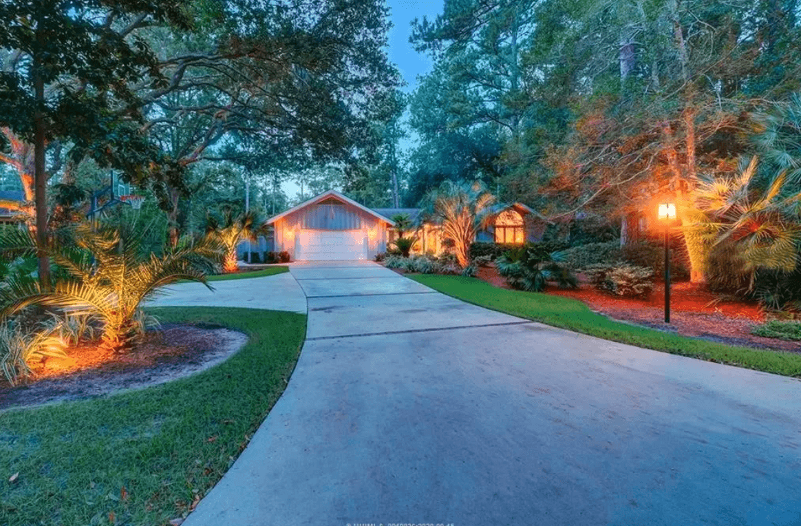 Port House - Image 30