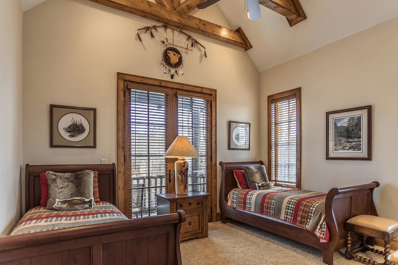 Elk Camp Lodge - Image 28