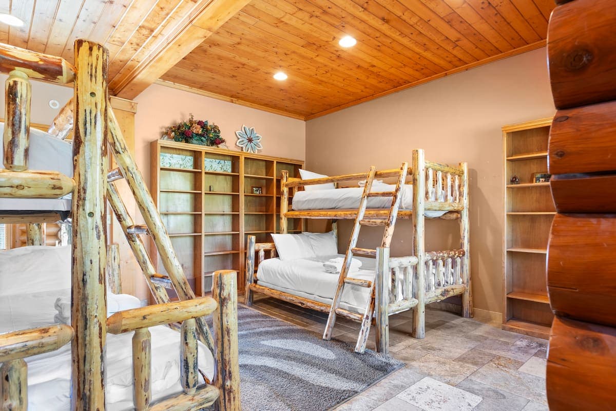 Eagle Ridge Retreat - Image 30