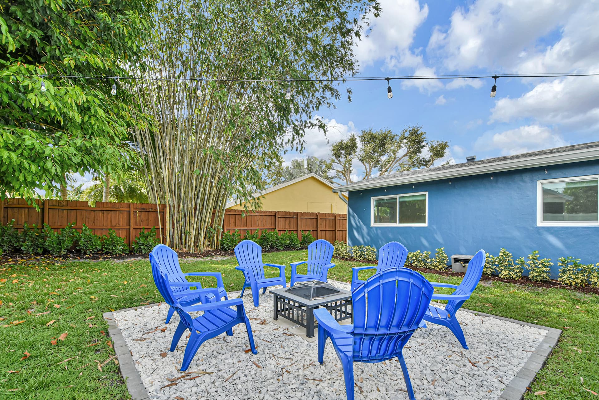 Bluebird House - Image 50