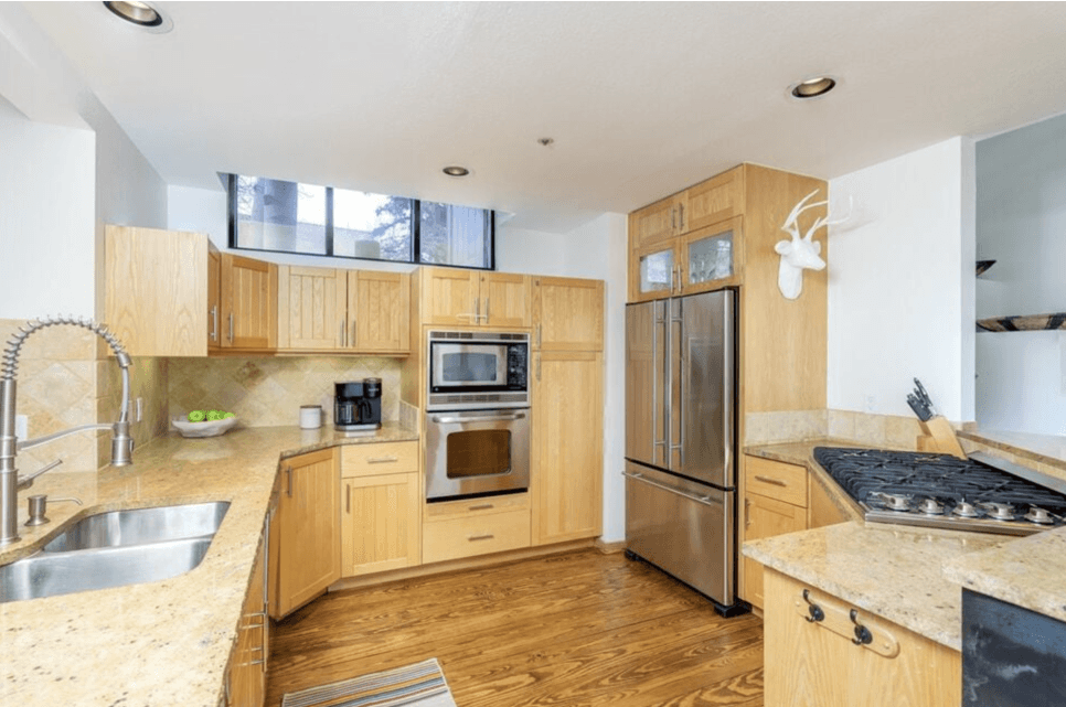 Ridgeline Retreat - Image 6