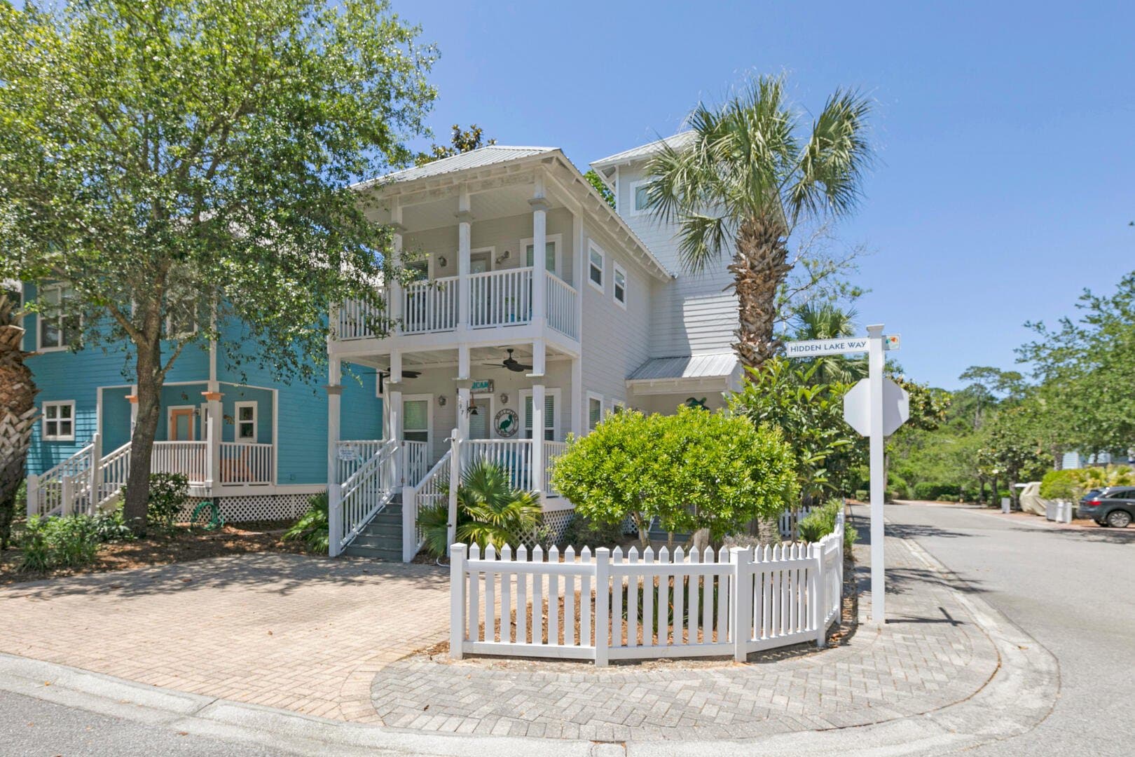 Pelican Paradise House - Image 2