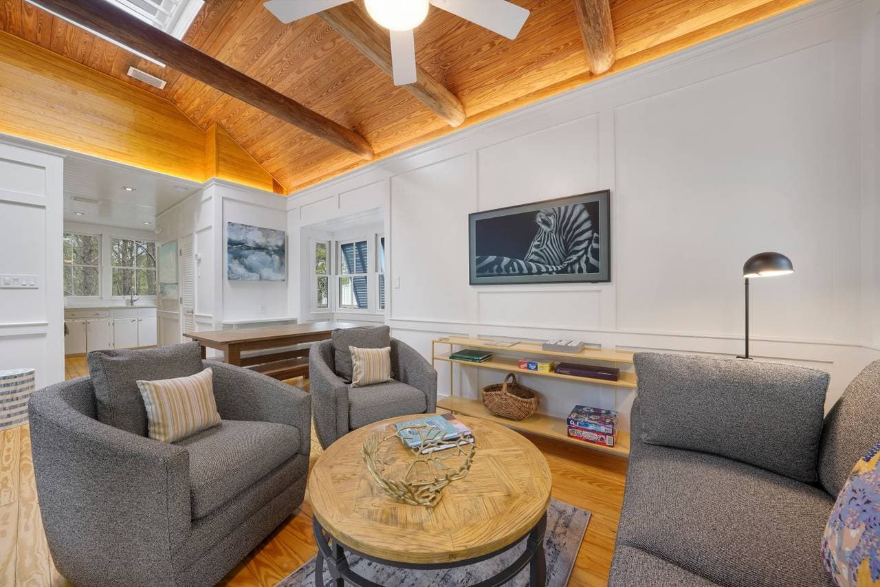 Little Lodge - Image 6