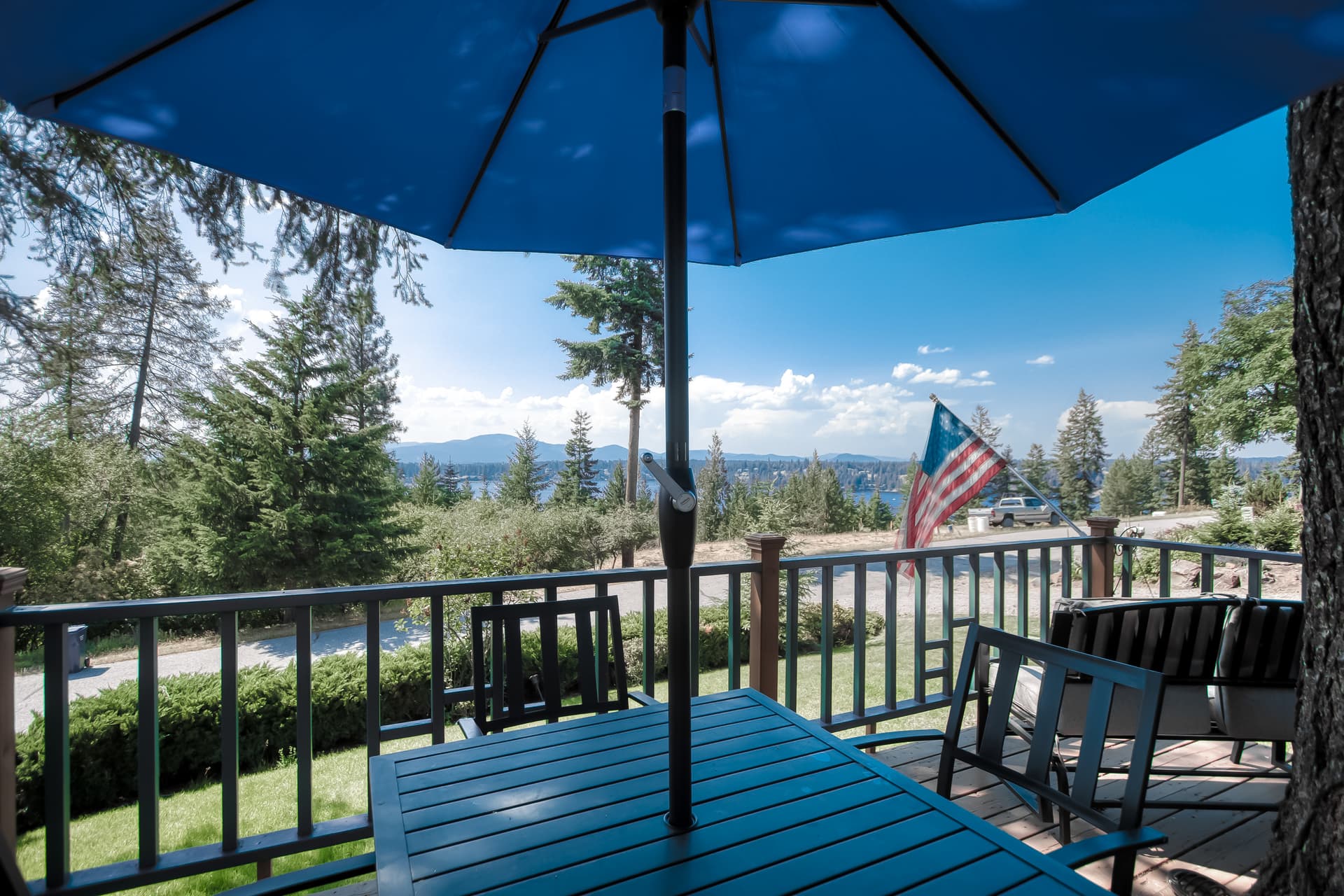 Lake View Getaway - Image 2