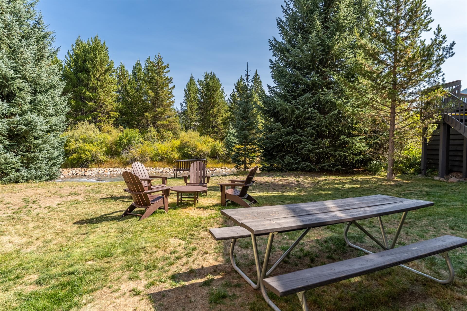 Cedar Cabin - Image 26