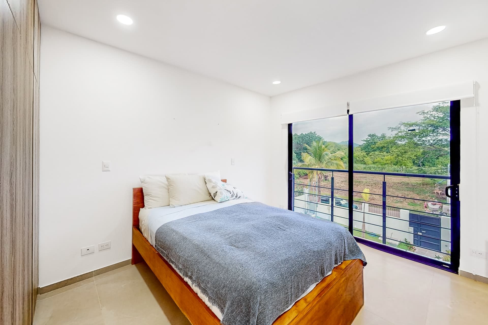 Coral Home 2 - Image 10