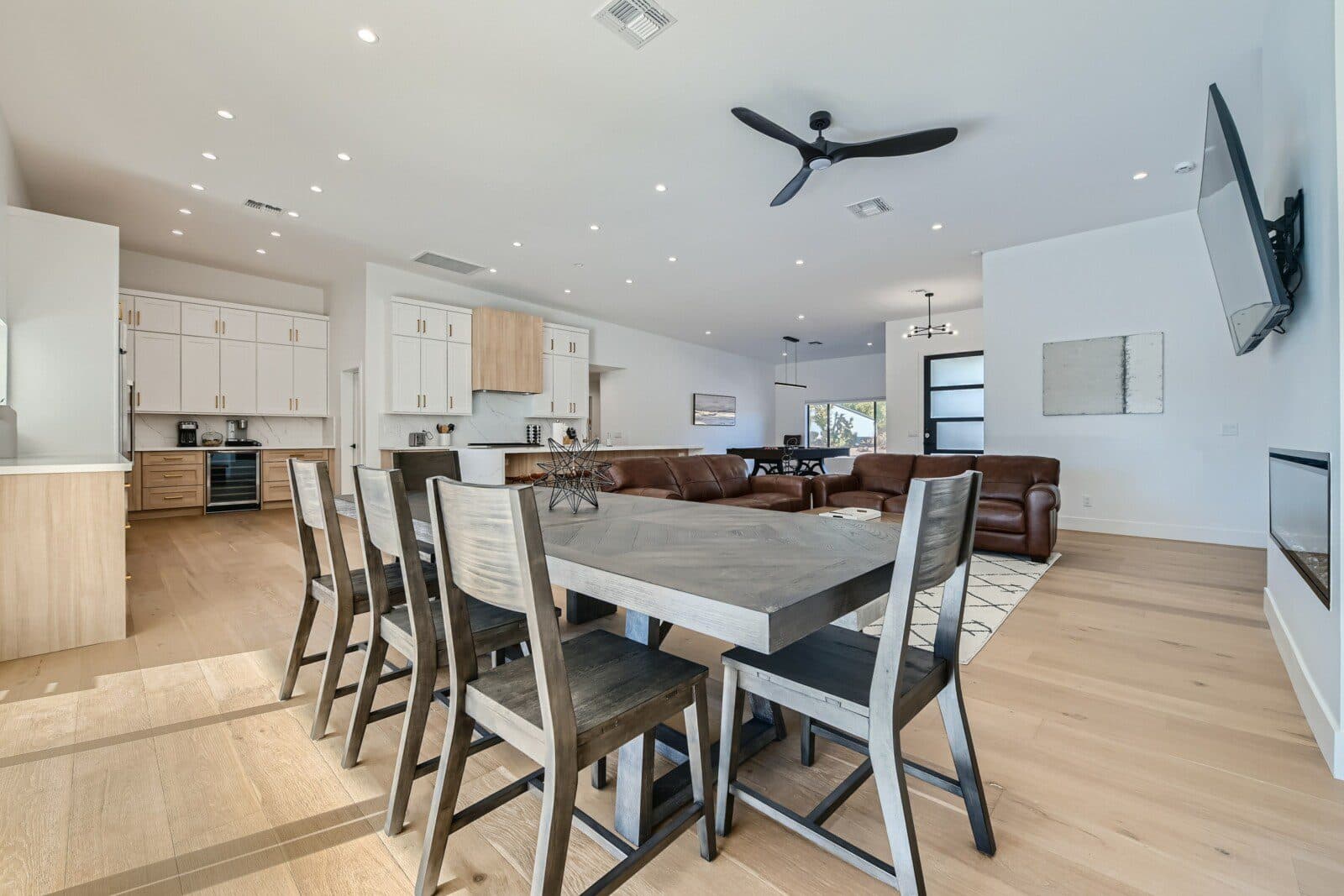 Palm Silhouette Villa - Image 12