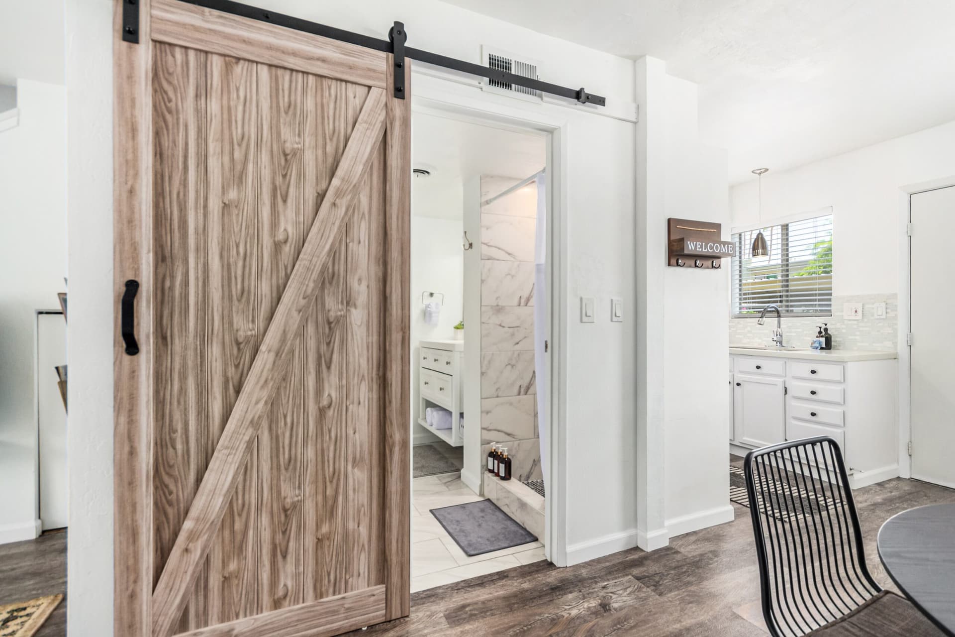 Camelback House - Image 20