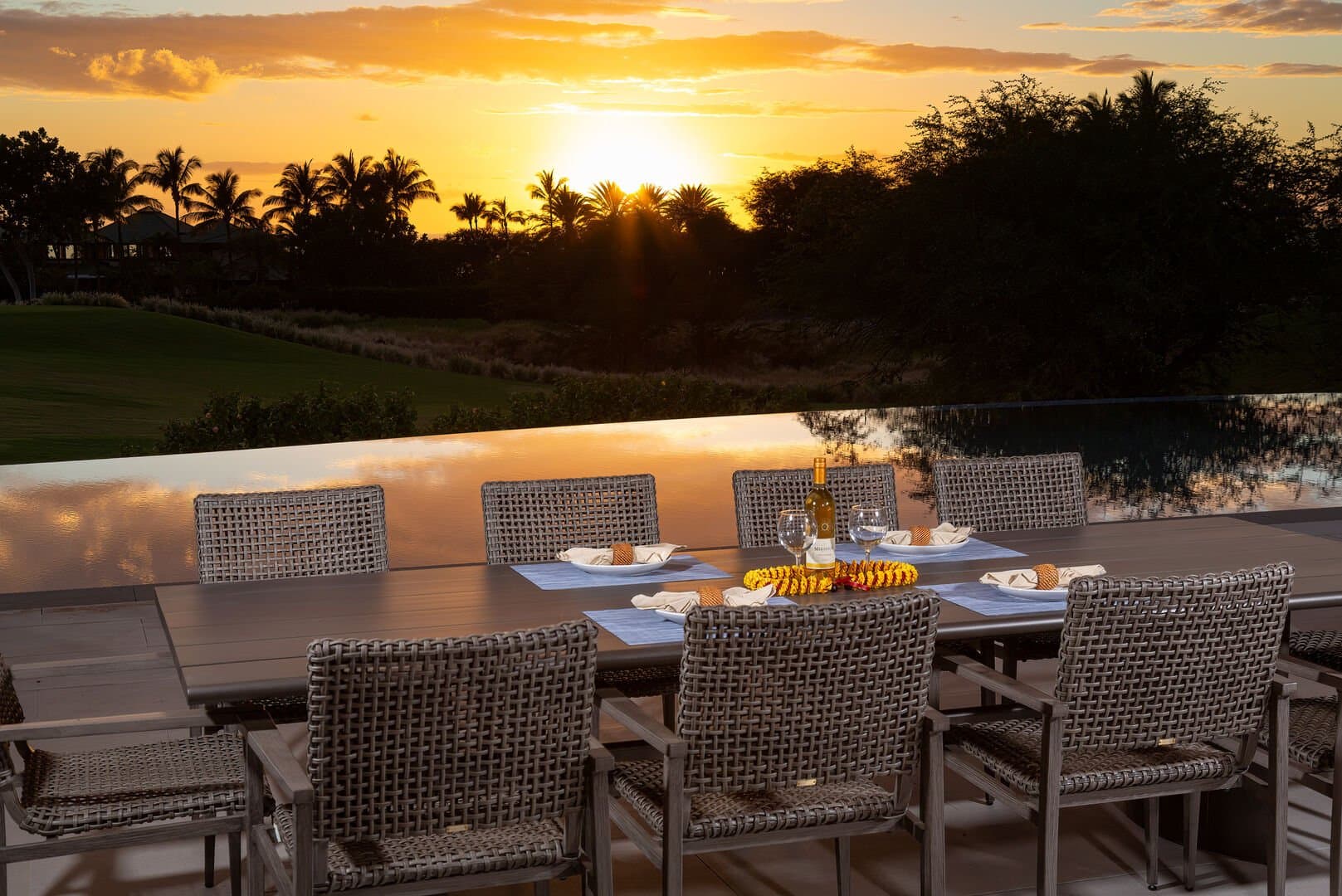 Hawaiian Elegance - Image 66