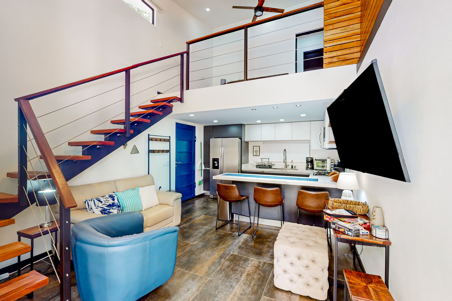 Studio Retreat Home - Image 5