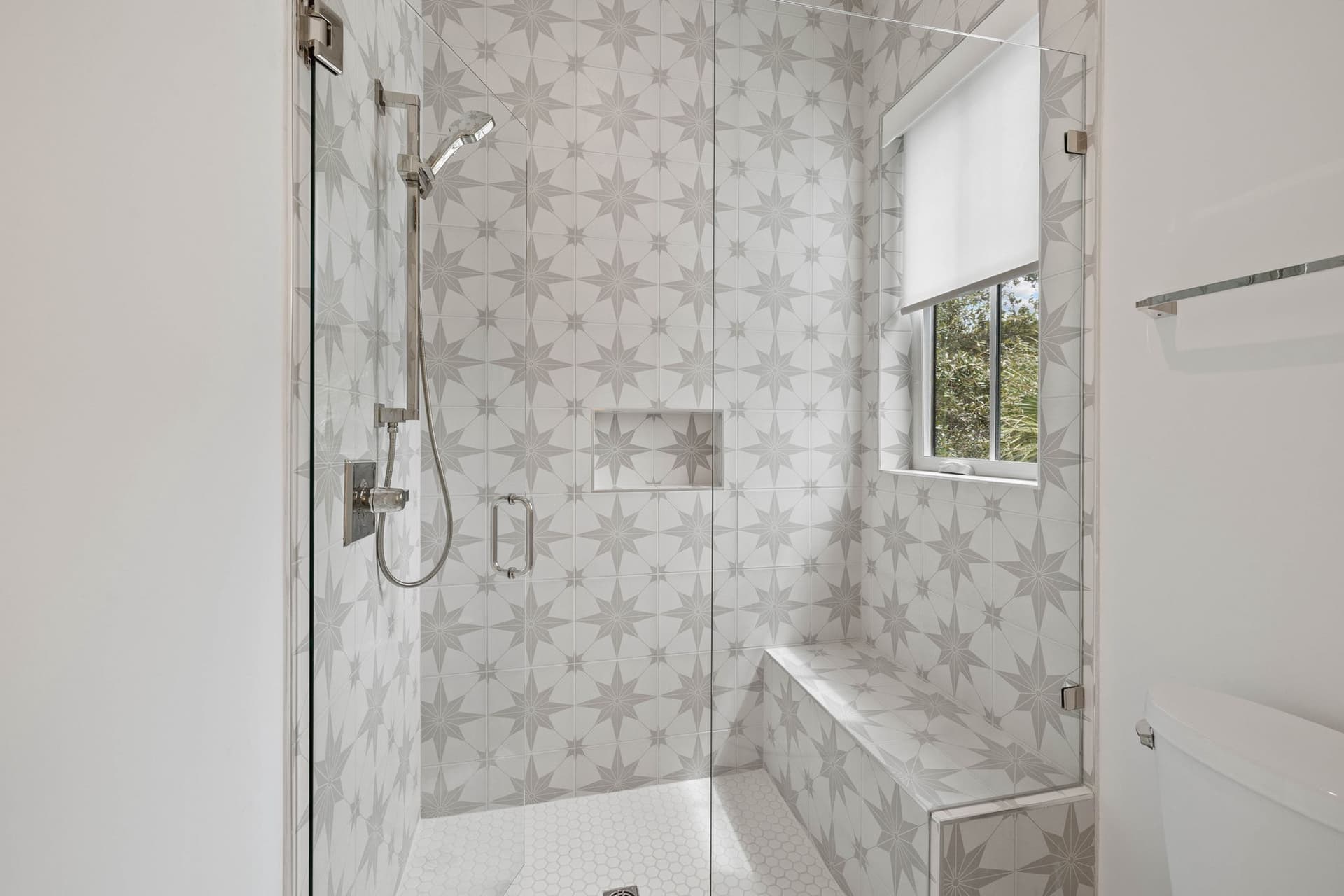 Eyes on Sunrise - Image 60