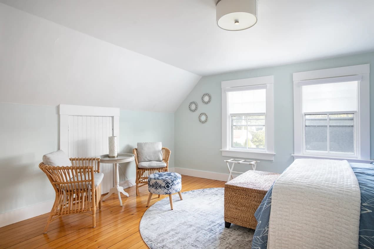 Coastal Victorian Place - Image 24