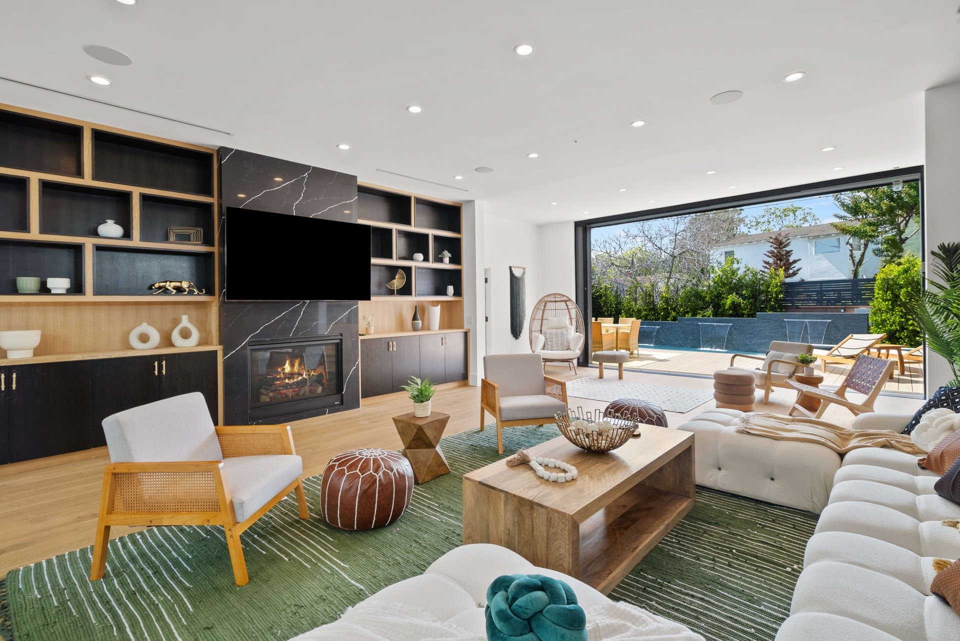 Lake Street - Image 9