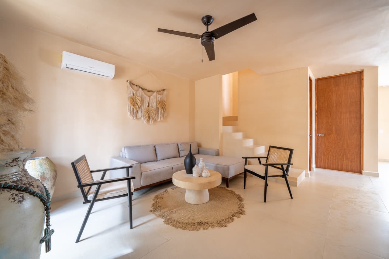 Surenna Oasis Villa - Image 2