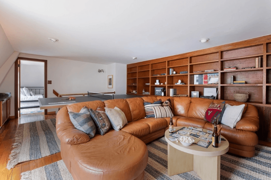 Condor Place - Image 4