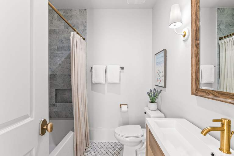 Penthouse on the Park - Image 26