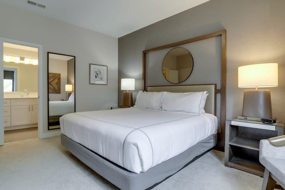 Veitch Residence - Image 14