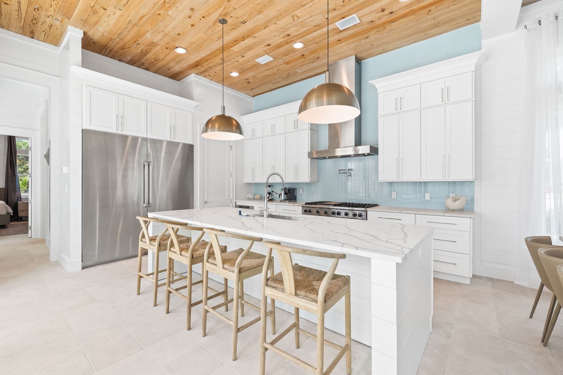 Bullish on Beaches - Image 8