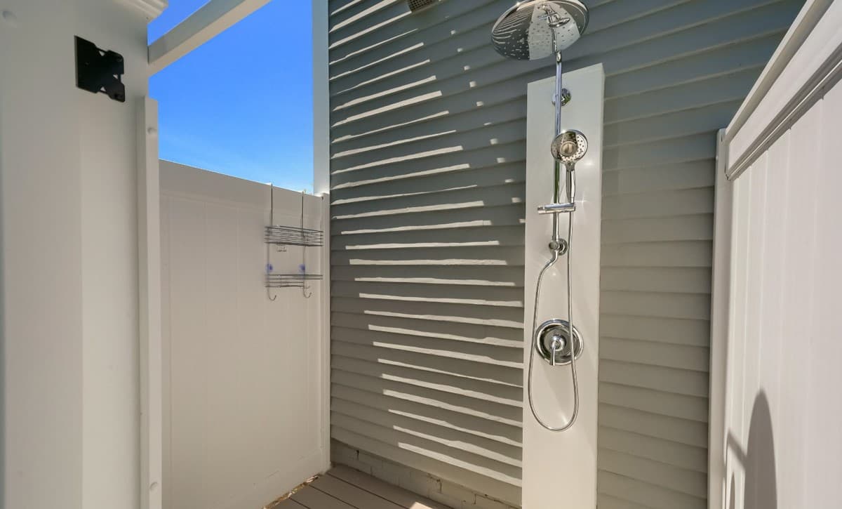 Captain Doane House - Image 37