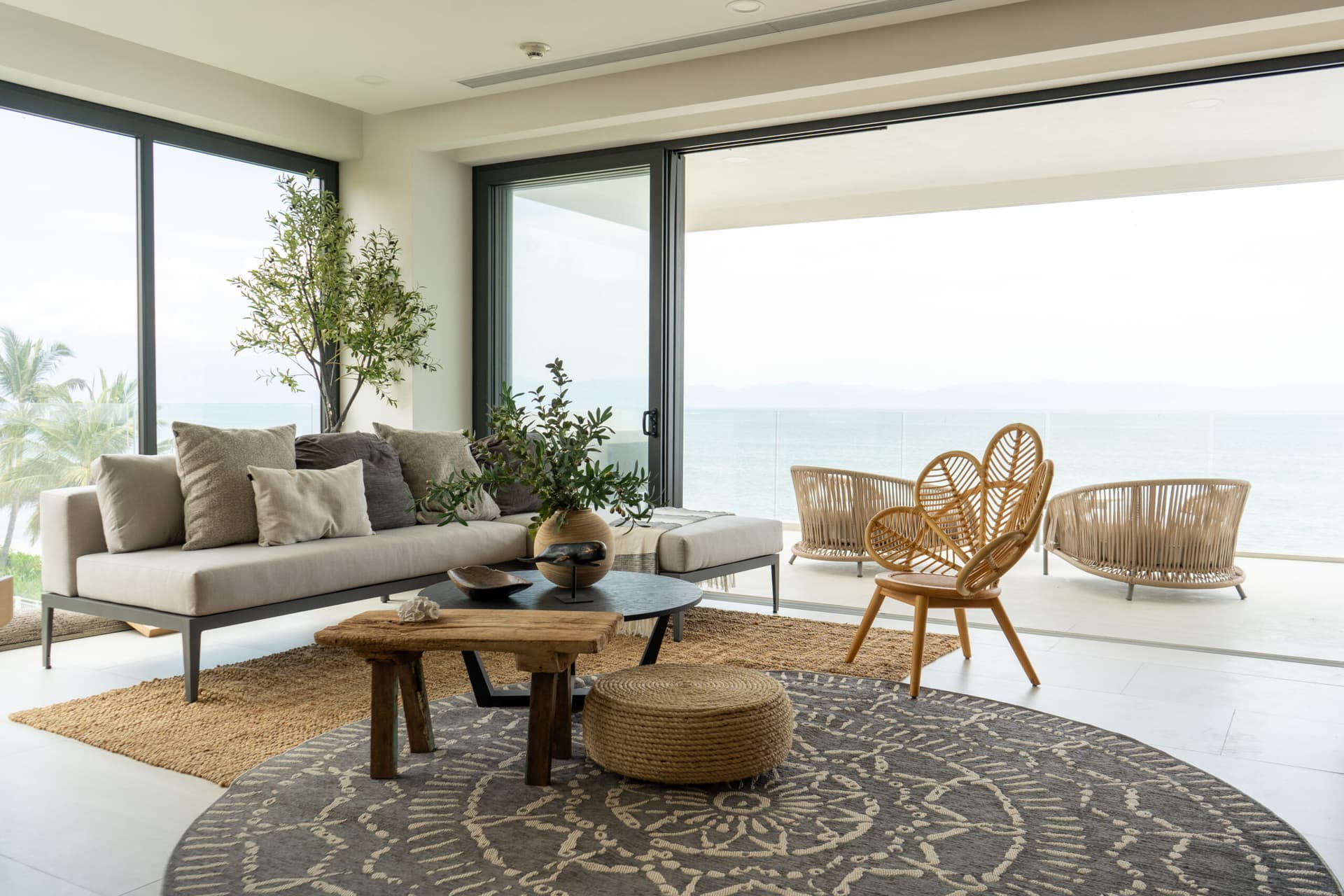 Udara Condo #2D - Image 1