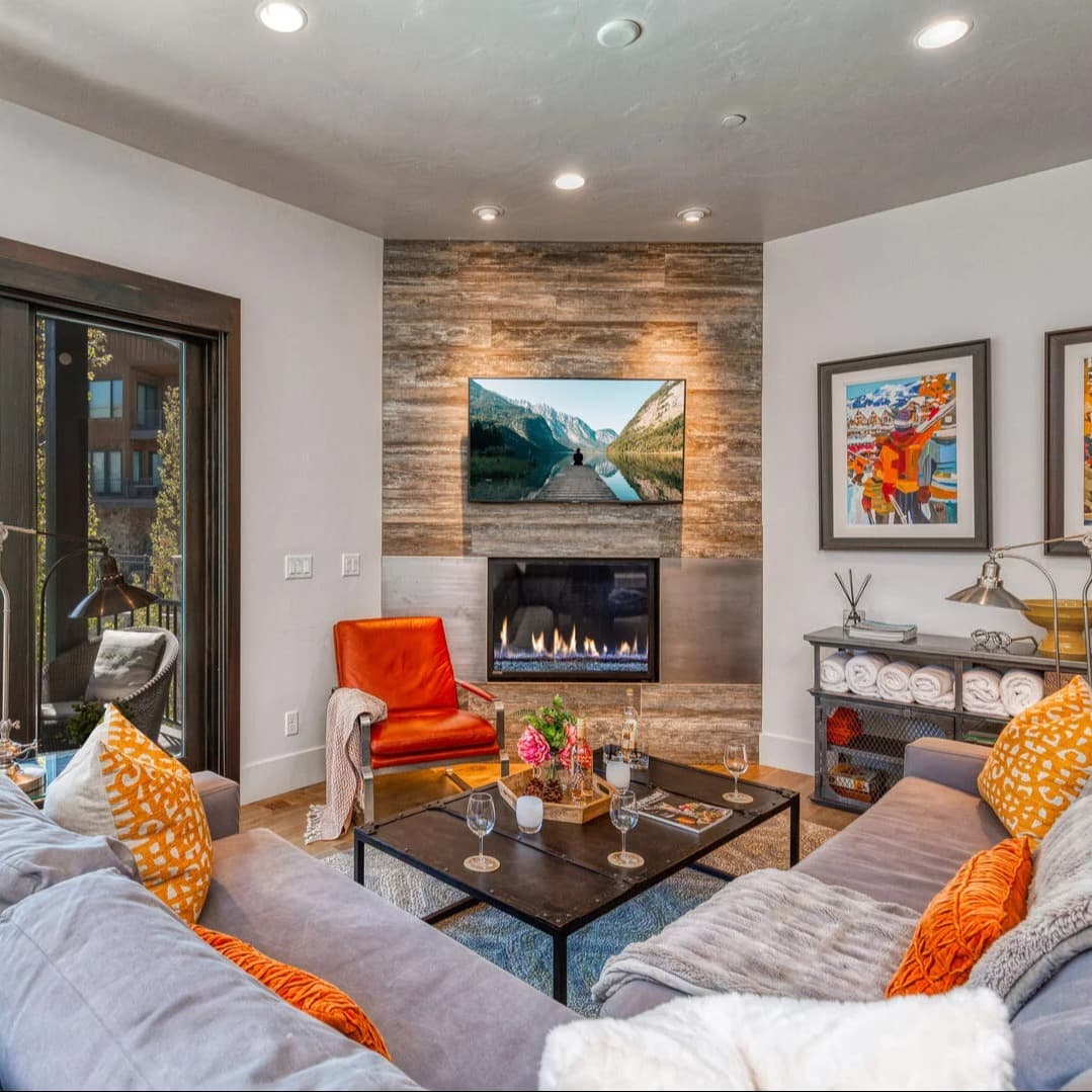 Willow Draw Home - Image 1