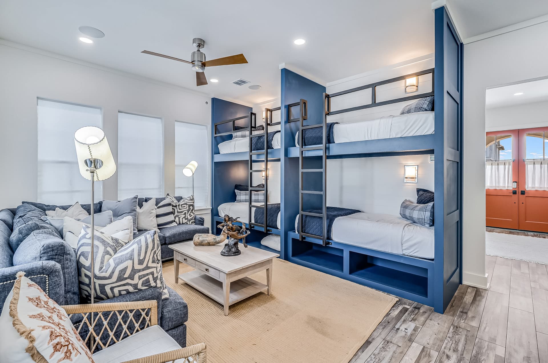 Sunset House - Image 19