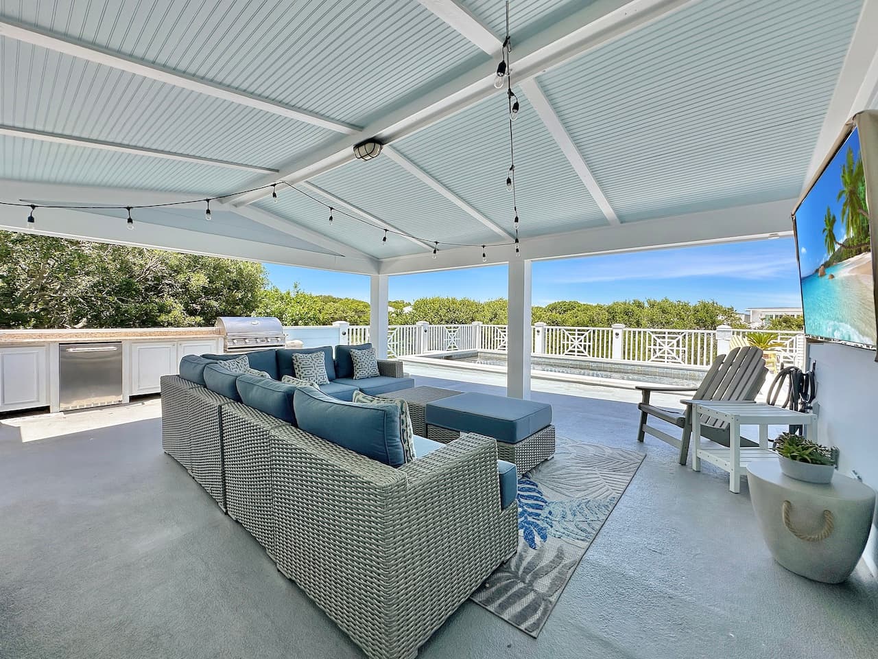 Beach Retreat - Image 34