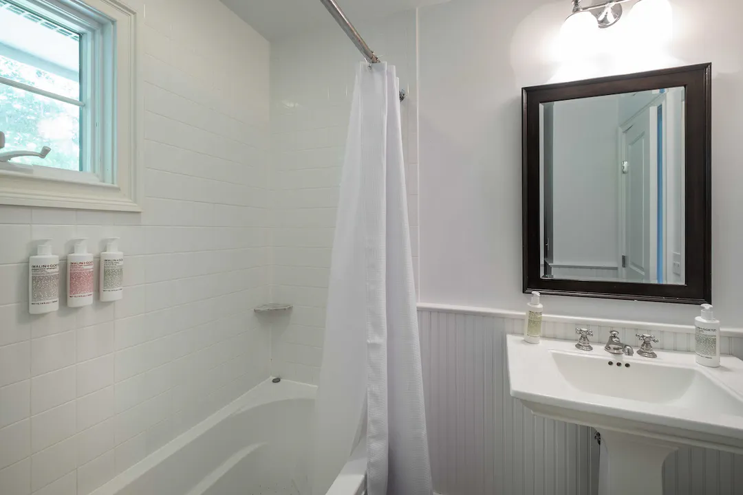 Driftwood Home - Image 18