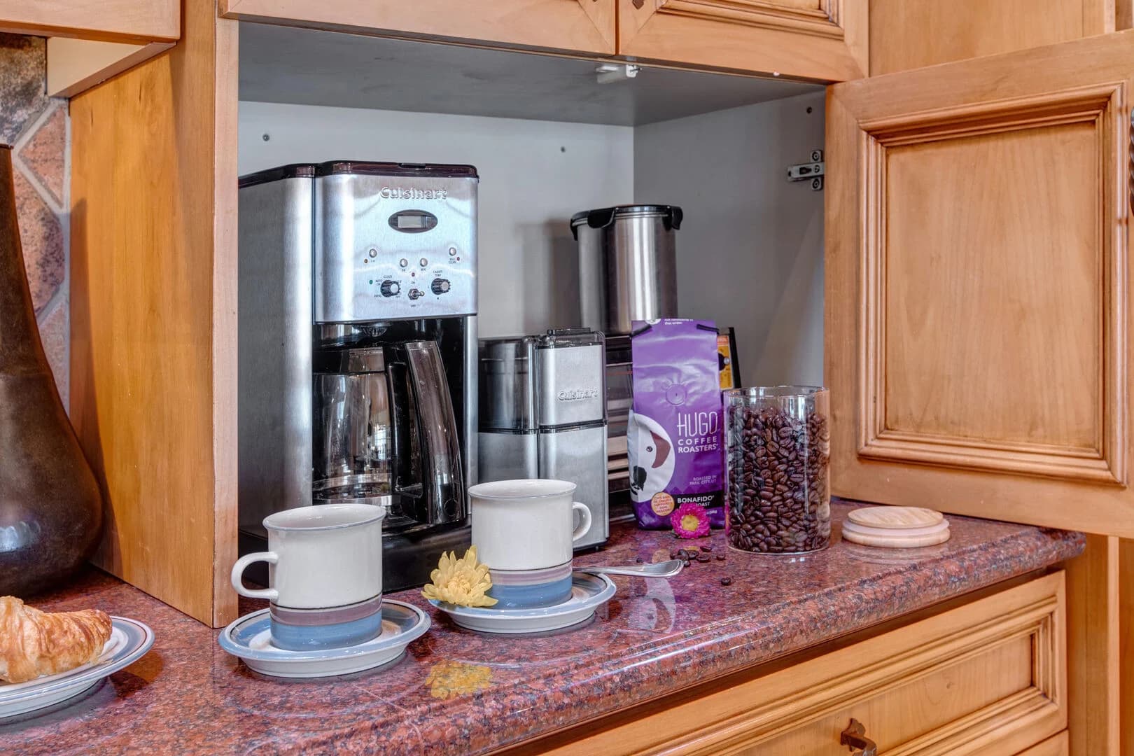 Cache in D.V. - Image 12