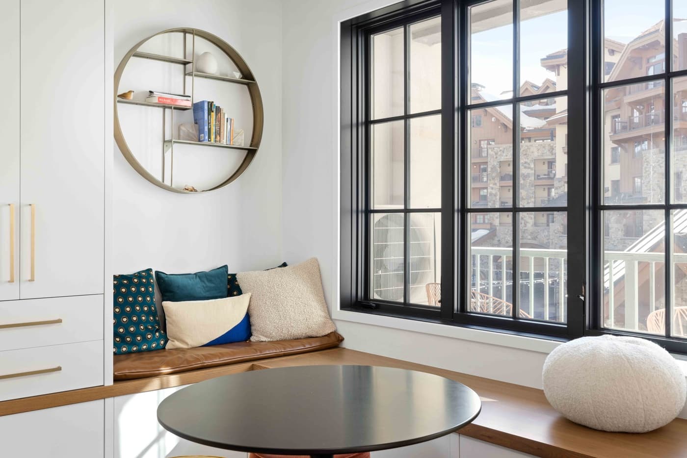 Sky High at the Plaza - Image 21