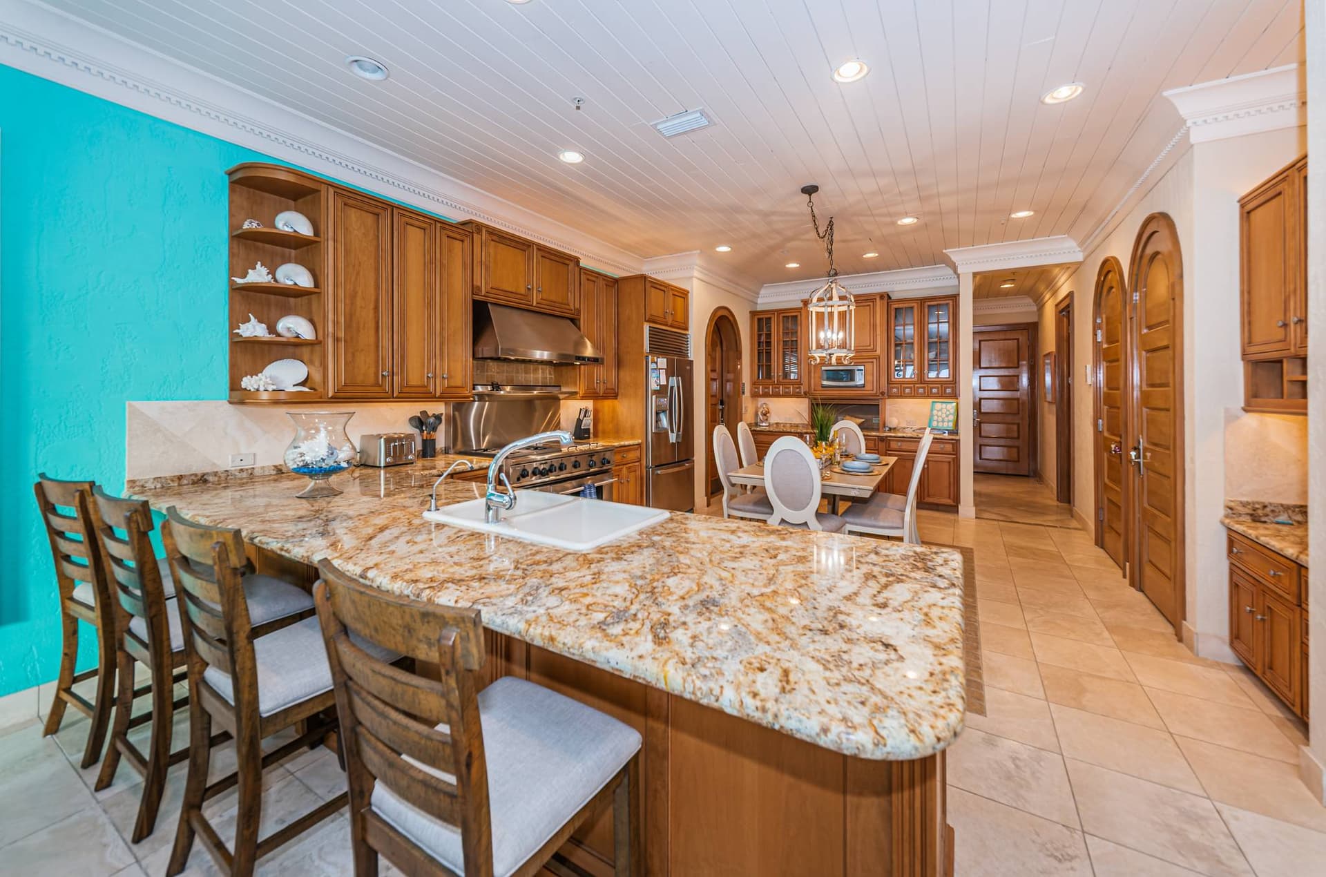 Ocean Blue Villa - Image 12