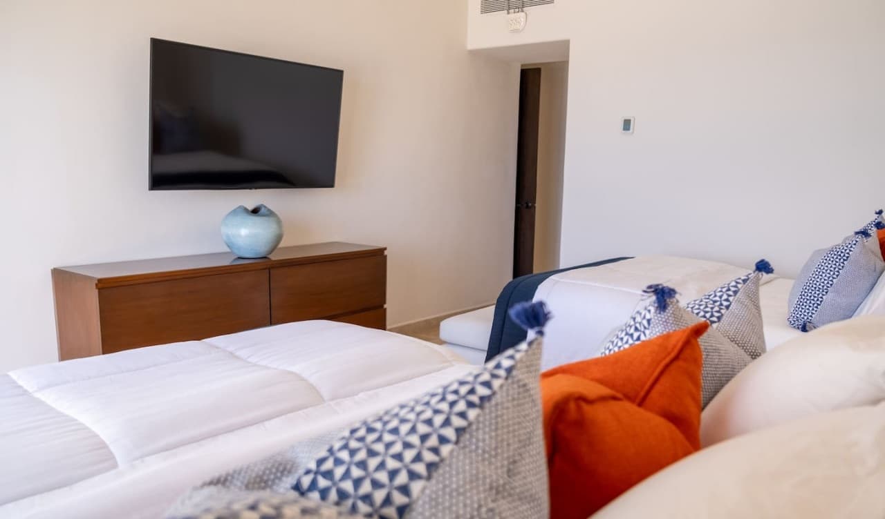 Ziva Condo - Image 51