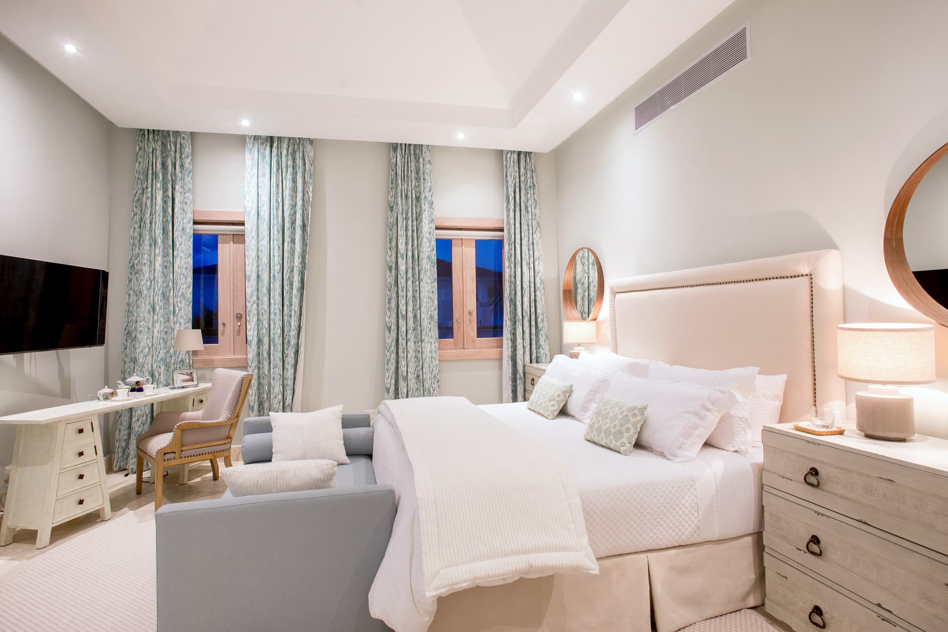 Hacienda B6 - Image 15