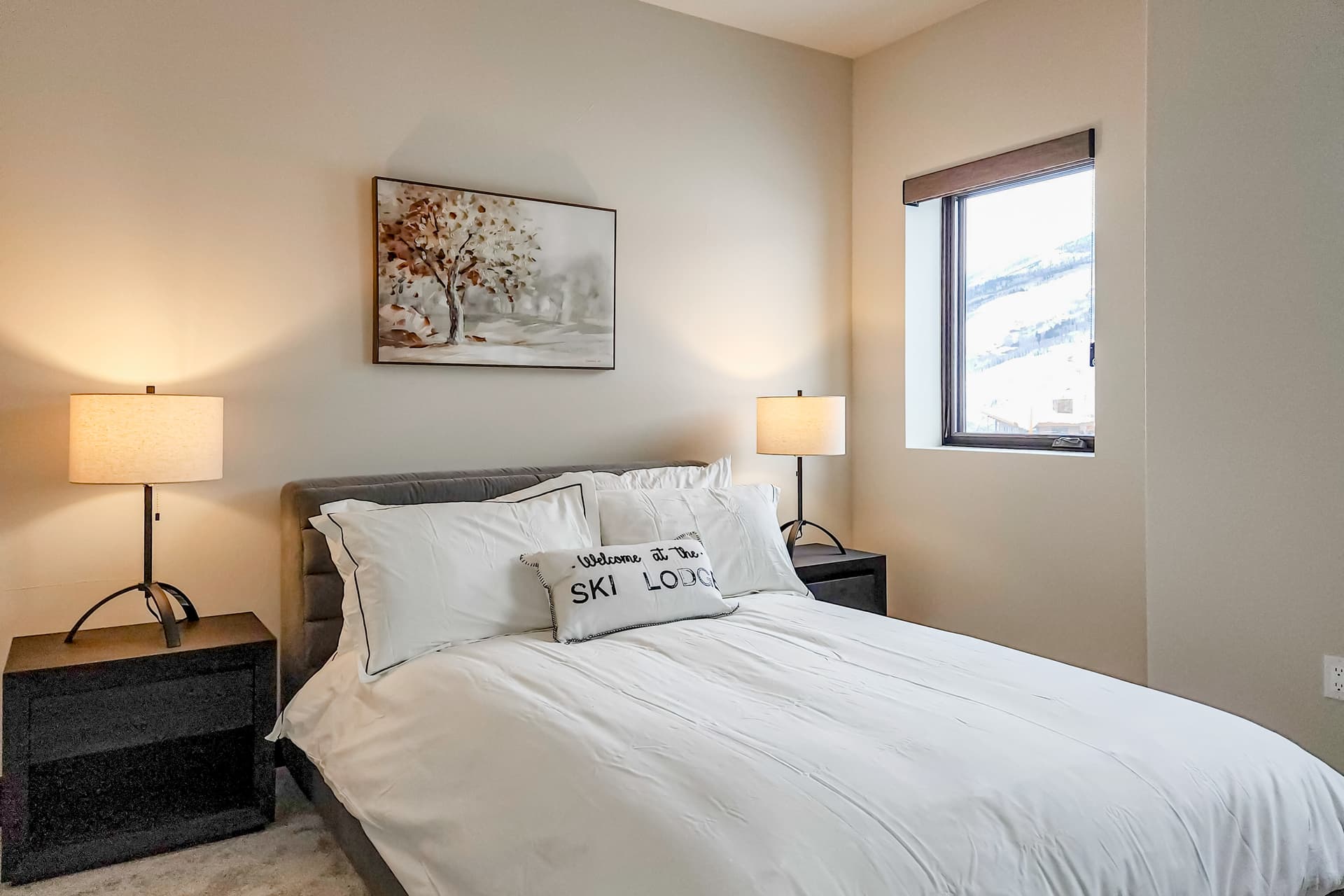 Slice of Silverthorne House - Image 24