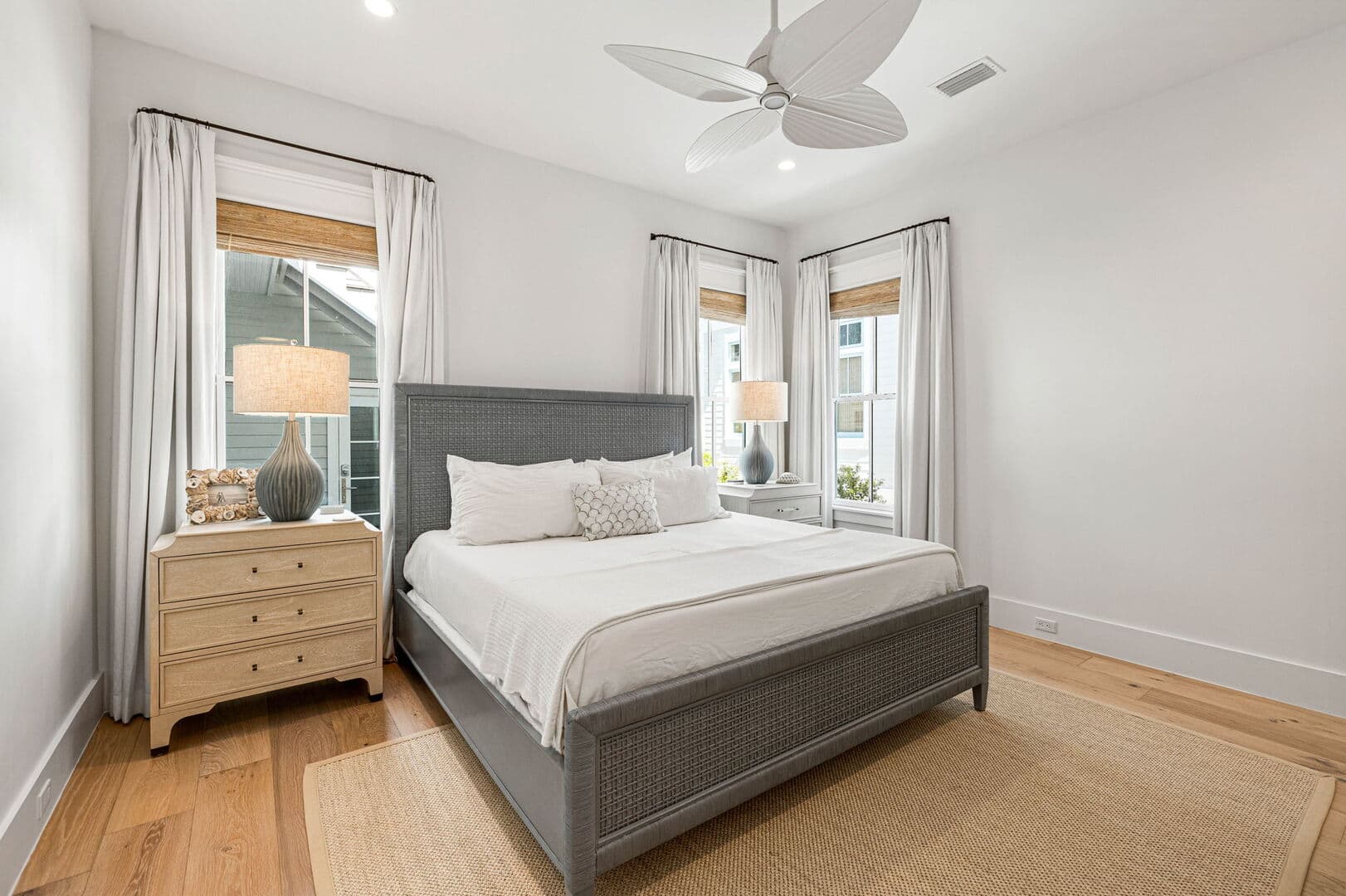 Oyster House - Image 9