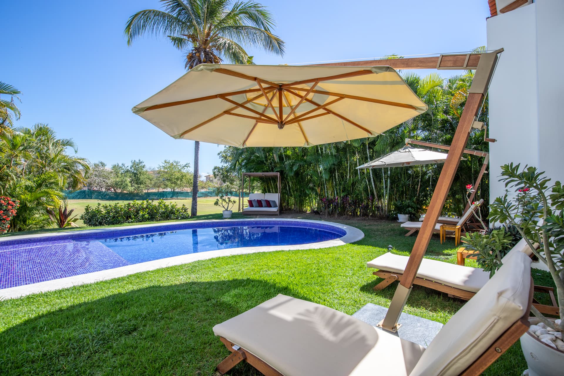 La Serenata #6 - Image 37