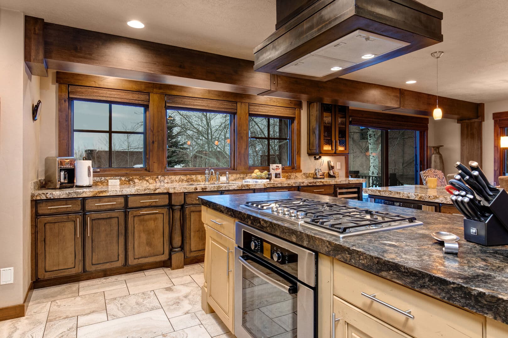 Atop Park City - Image 6