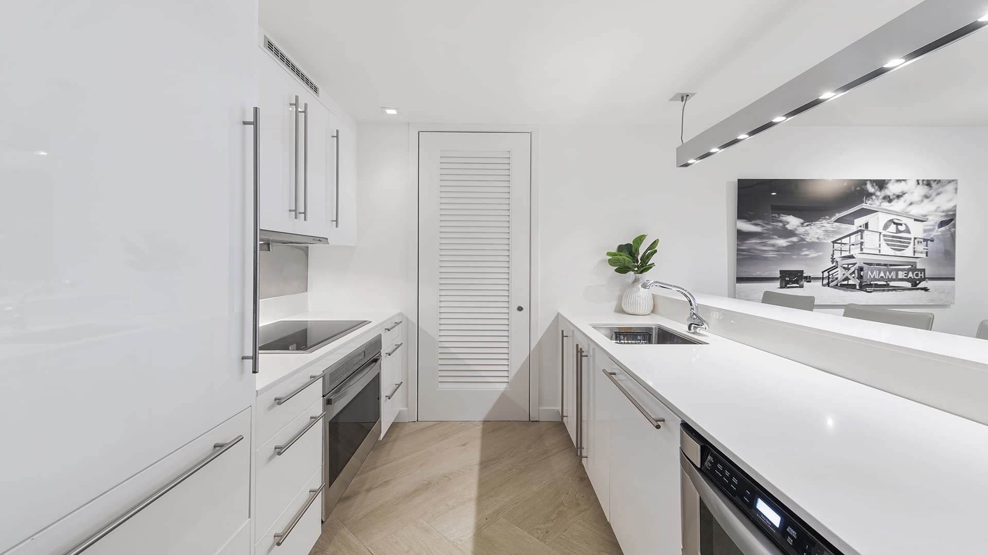 W South Beach Residence #804 - Image 6