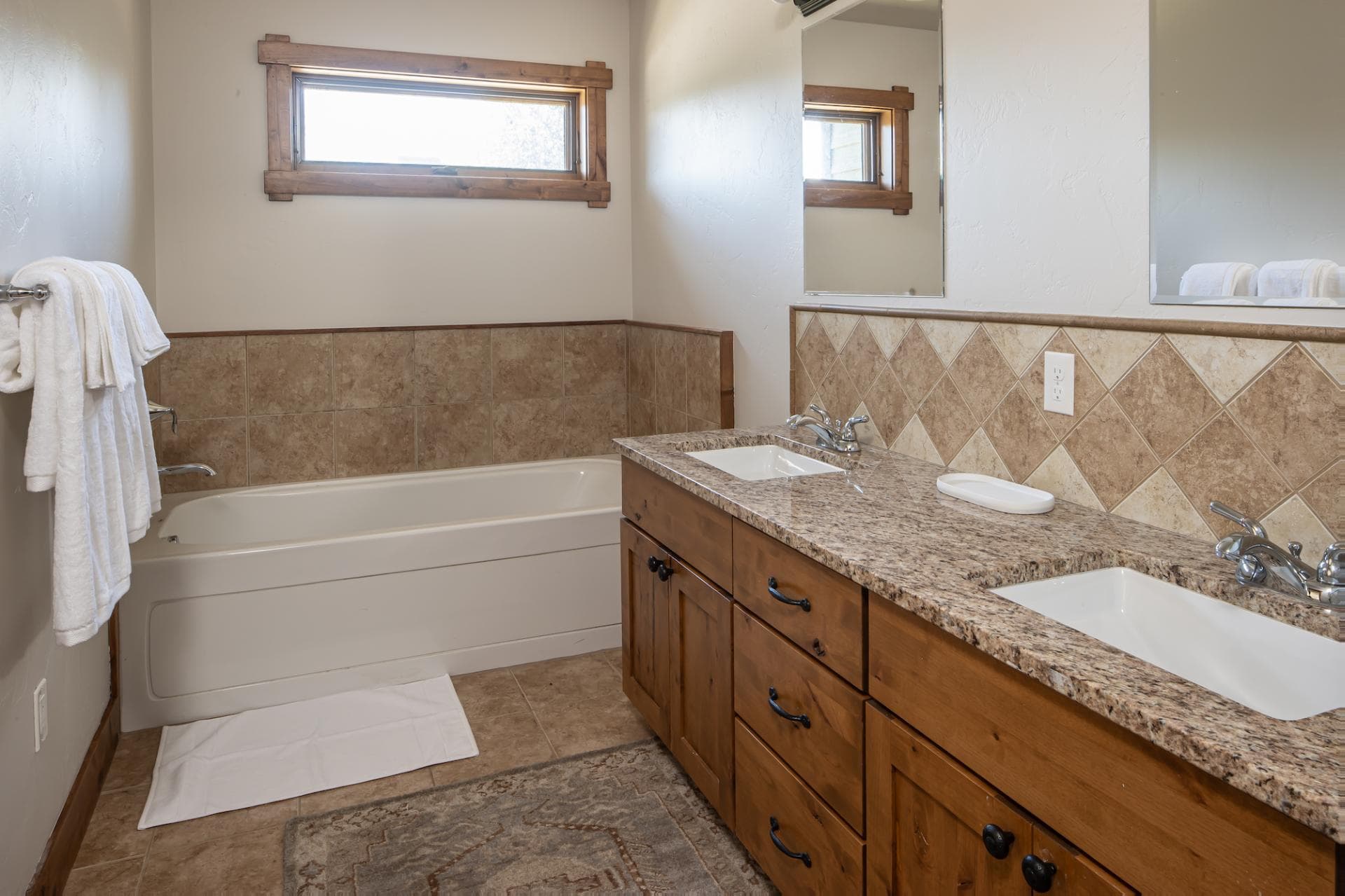 Essentia Townhome #167A - Image 32
