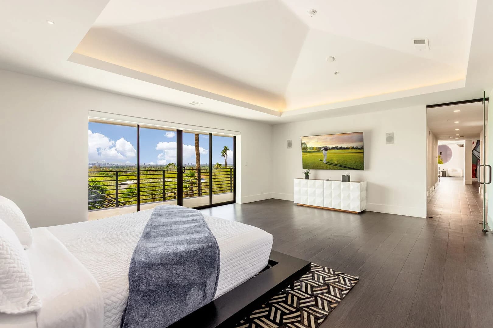 Valle Vista Manor - Image 34