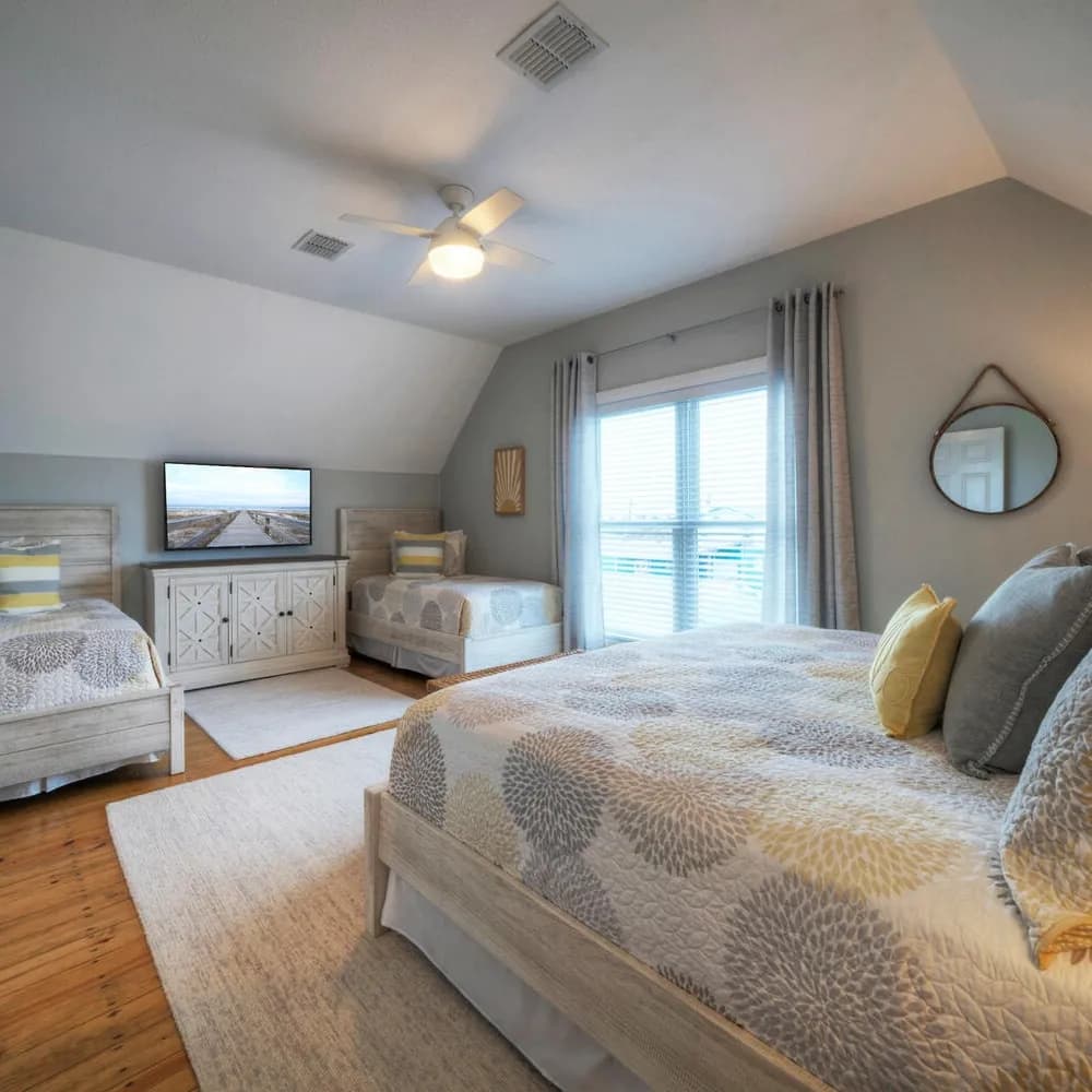 Moxy's Beach House - Image 34