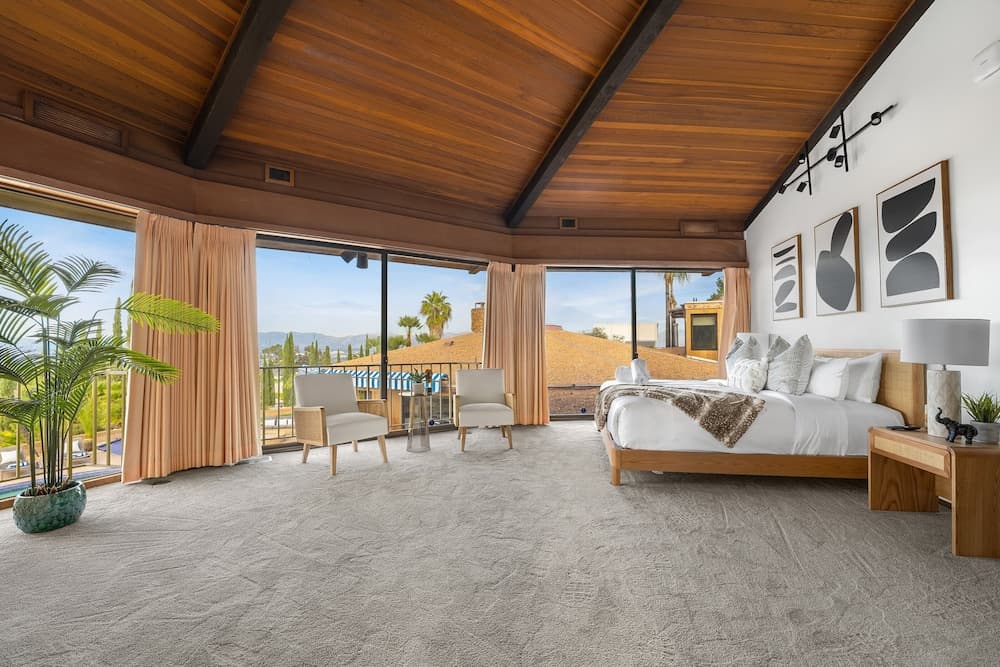 Via Vallarta - Image 4