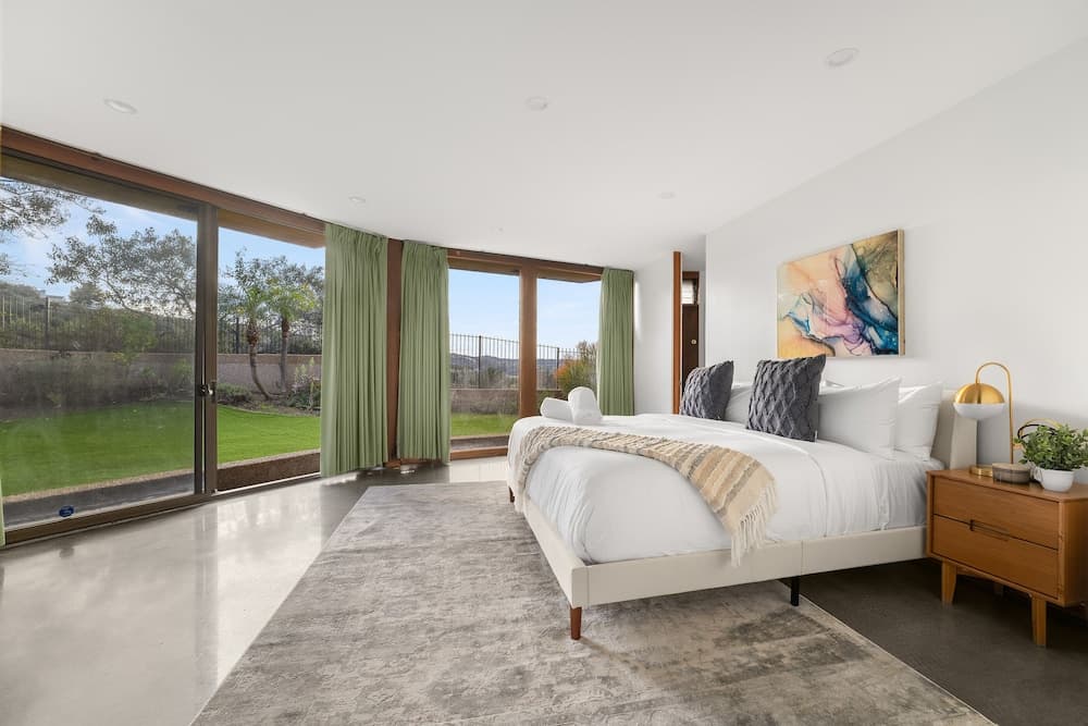 Via Vallarta - Image 5